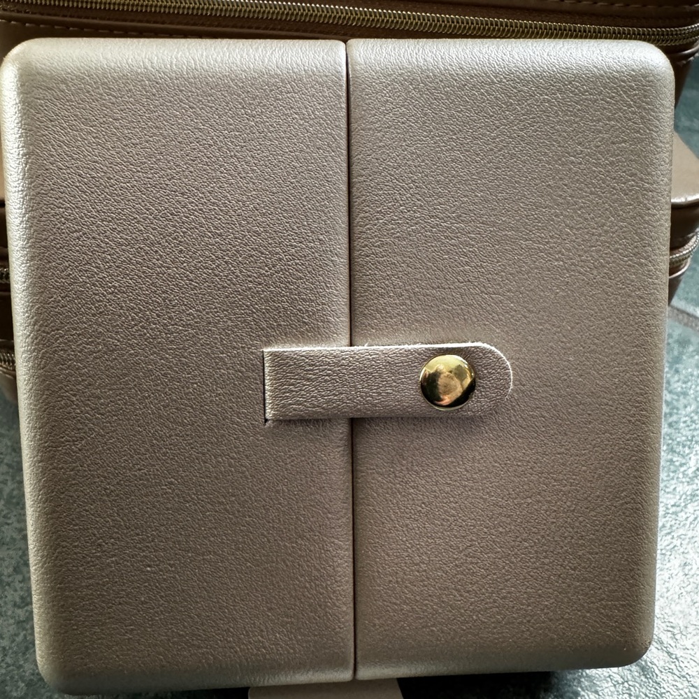 A New Day Double Sided Jewelry Organizer Case - Metallic Cream